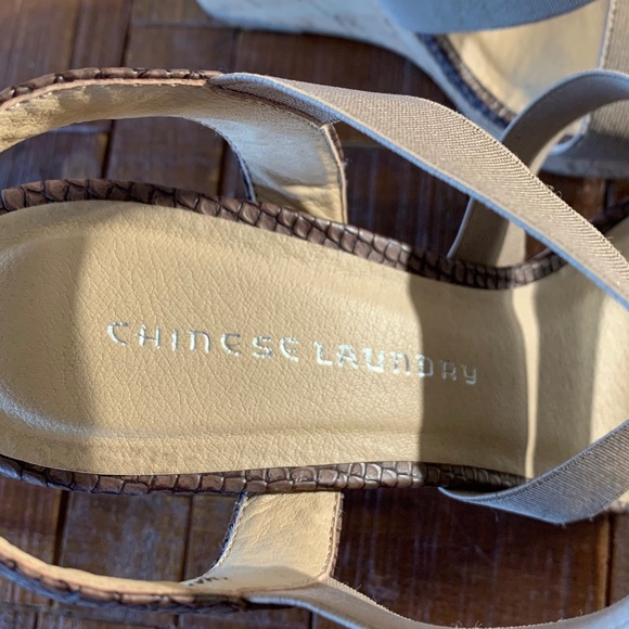 Chinese Laundry Cork Wedge Heel Two-tone - Picture 5 of 7